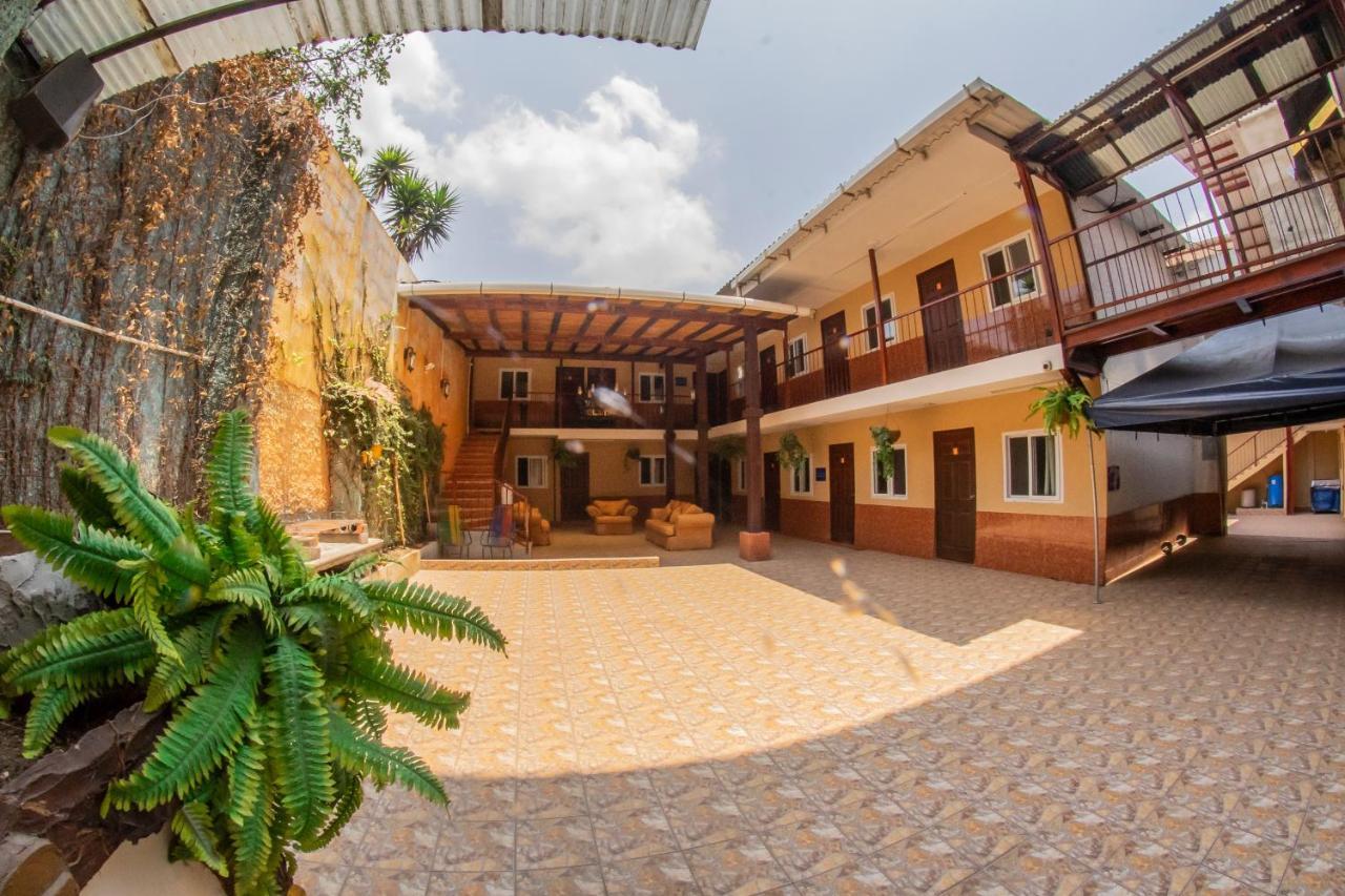 Euro Hostal Guatemala City Exterior photo