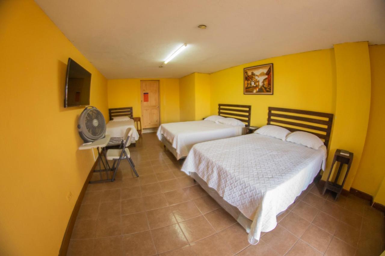 Euro Hostal Guatemala City Exterior photo