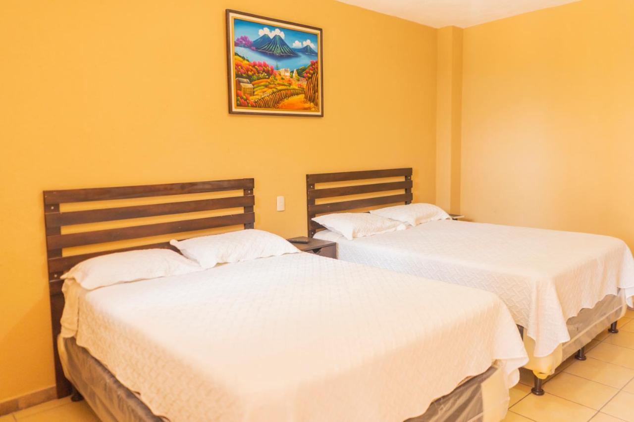 Euro Hostal Guatemala City Exterior photo